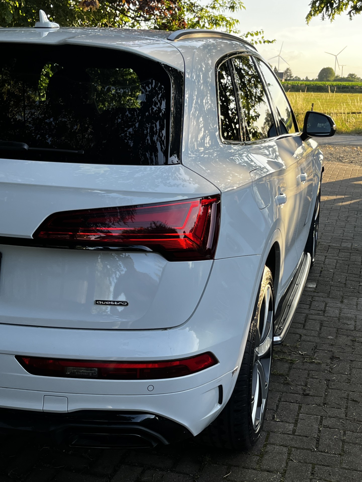 Audi Q5 nach professioneller Aufbereitung und Politur – Hochglanz-Finish durch Glanzwerk Hamm